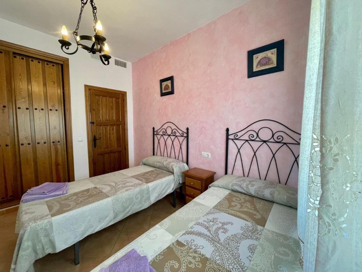Finca El Almendro Малага Екстериор снимка