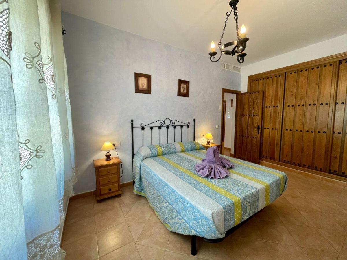 Finca El Almendro Малага Екстериор снимка