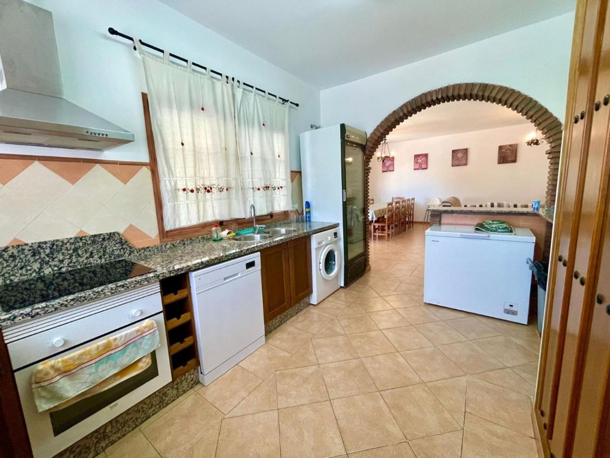 Finca El Almendro Малага Екстериор снимка