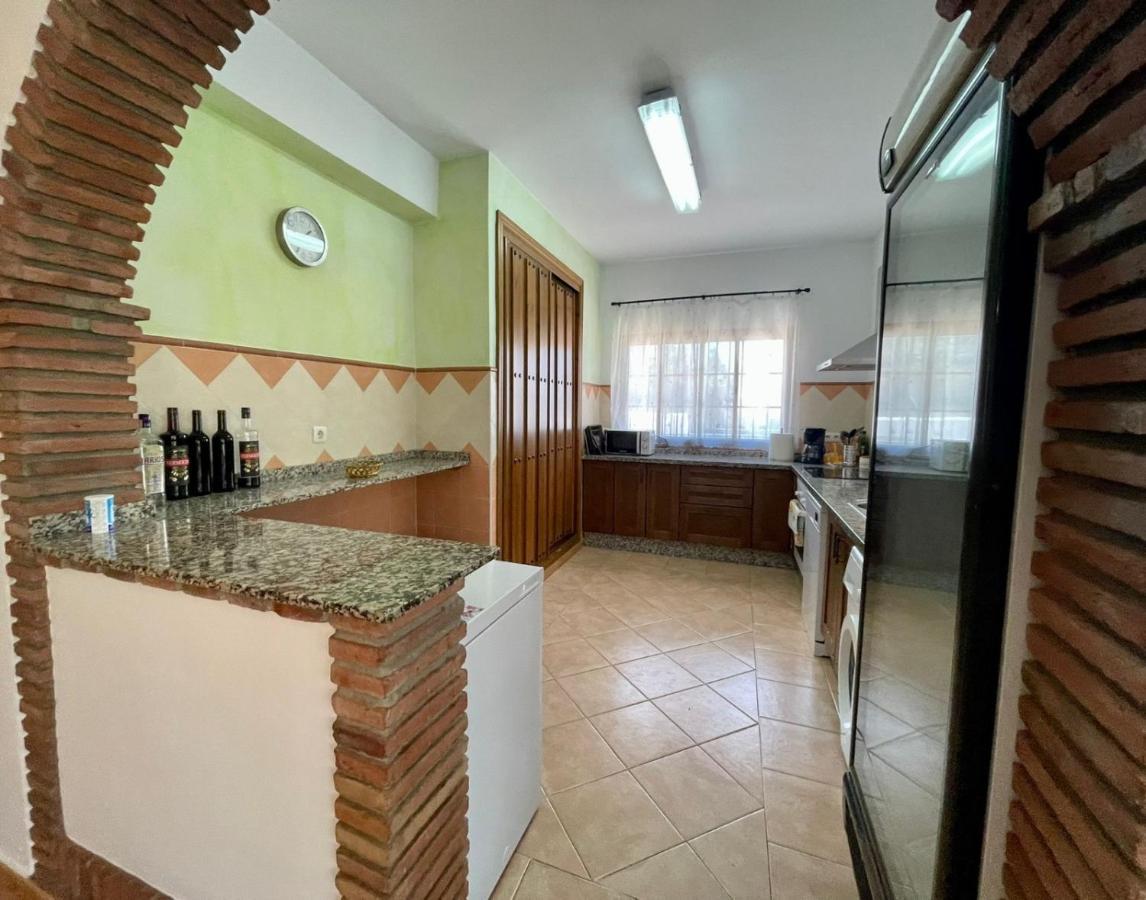 Finca El Almendro Малага Екстериор снимка